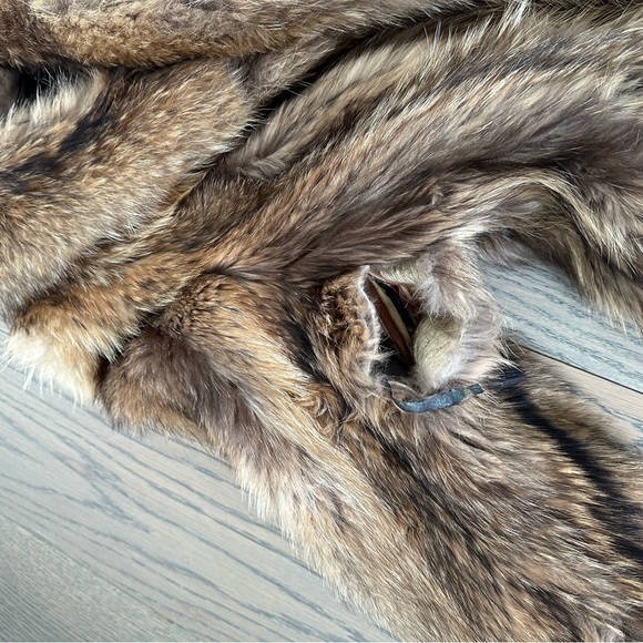 Authentic fur coat - Picture 8 of 14